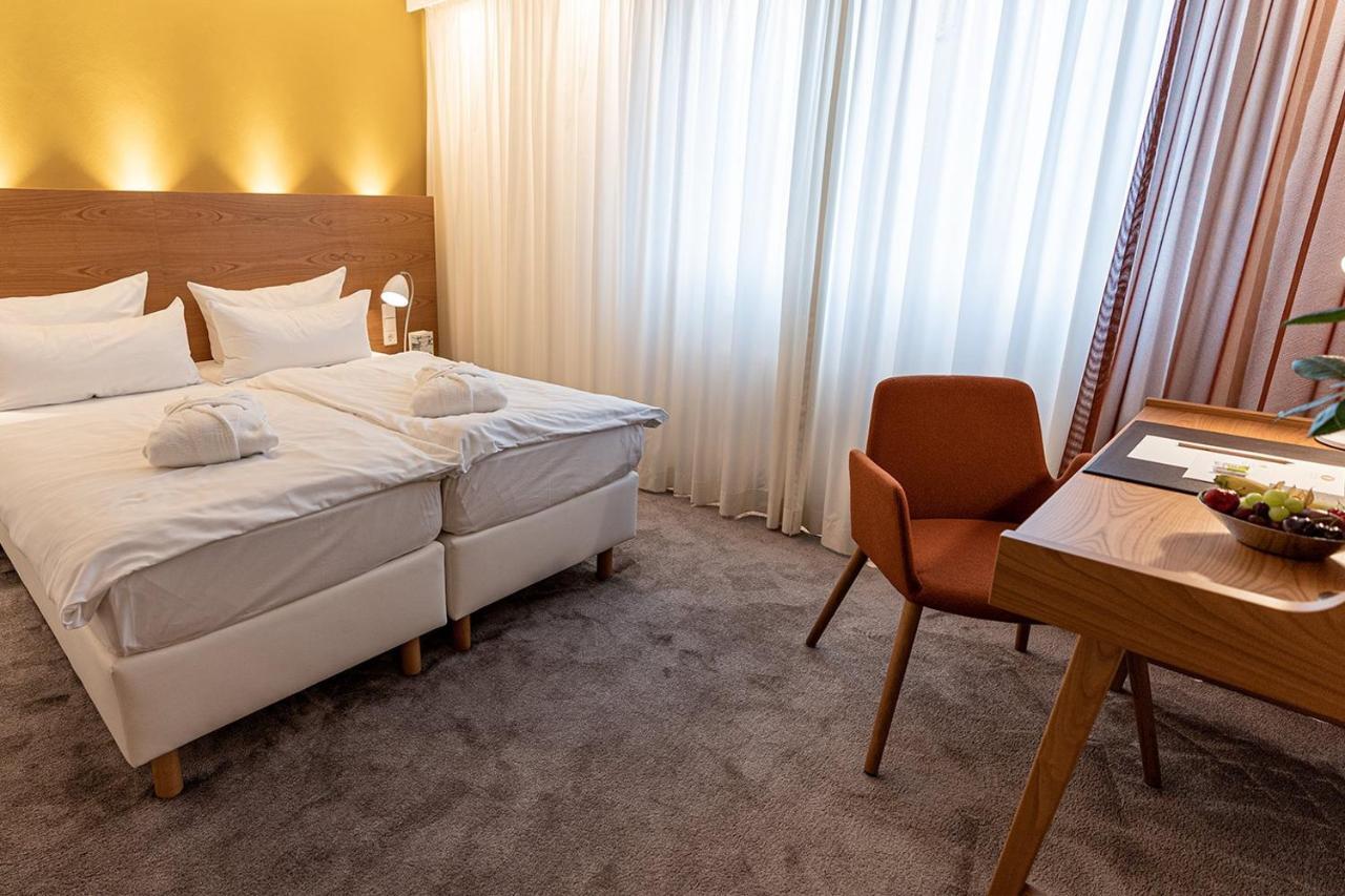 Hotel Adler אספרג מראה חיצוני תמונה