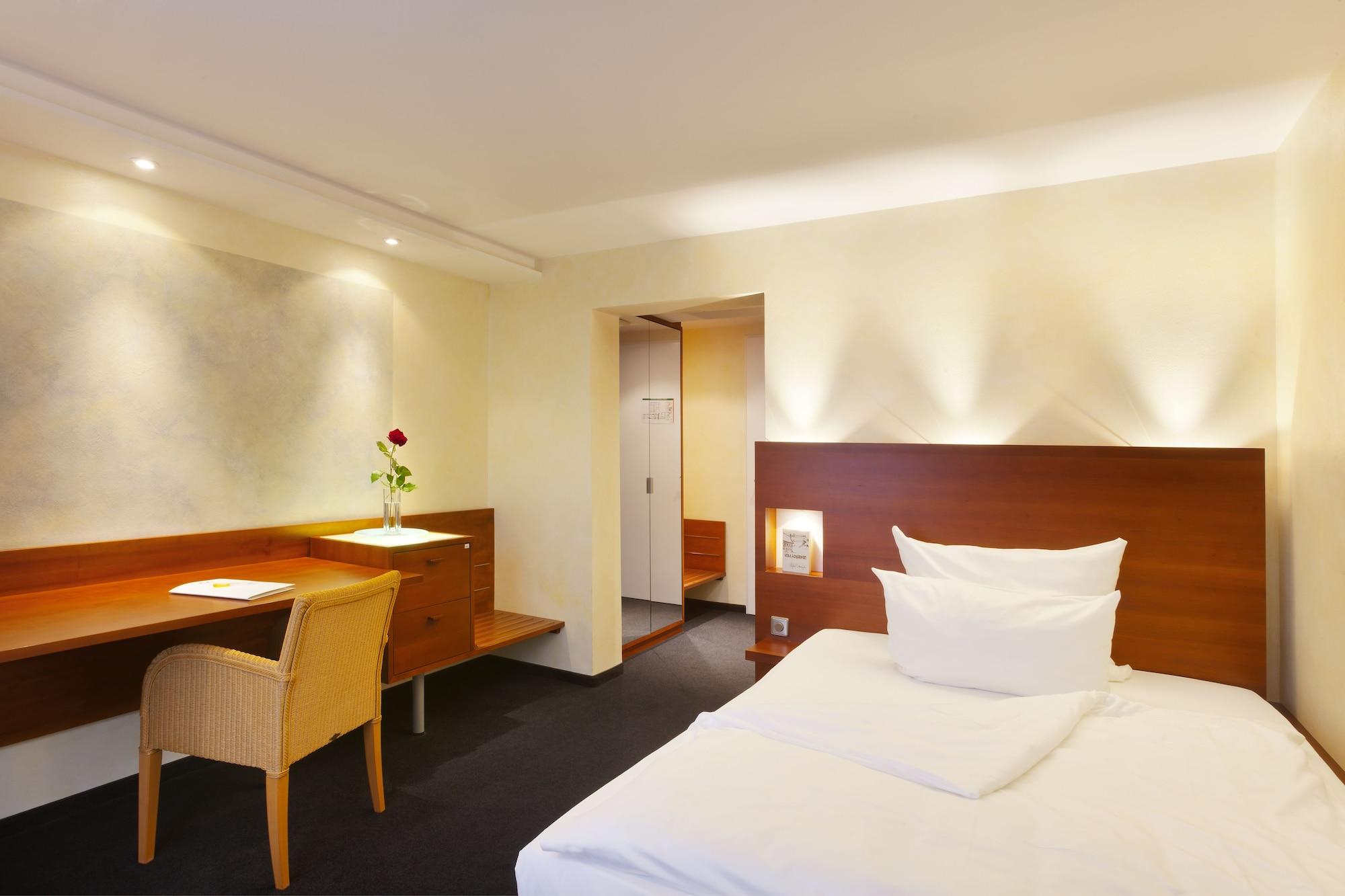 Hotel Adler אספרג מראה חיצוני תמונה